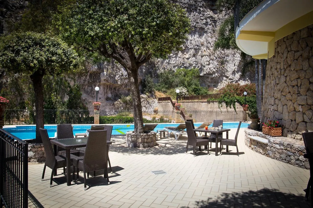 טאורמינה Hotel Corallo 4*,  איטליה